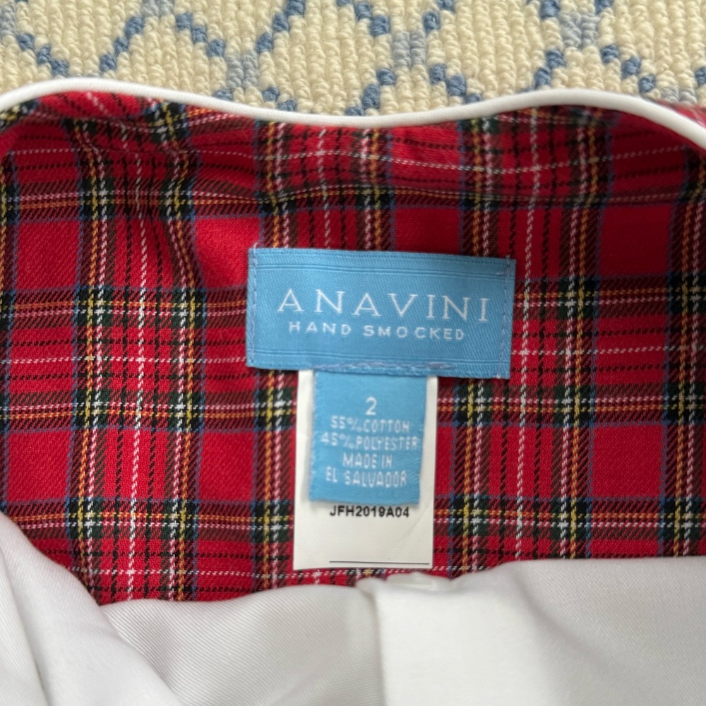 Anavini Red Plaid Longall and white collared shirt with matching plaid piping - Picture 2 of 6